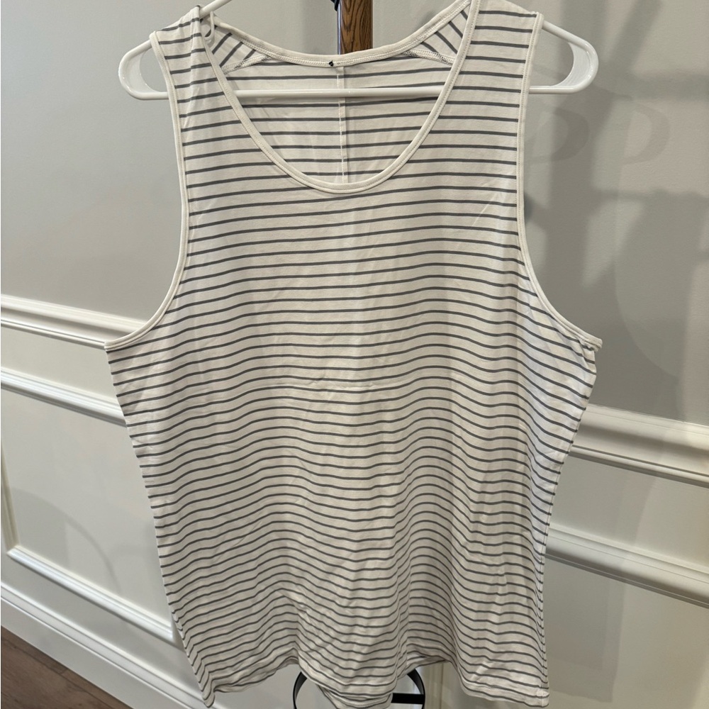 Lululemon Men’s  5year basic tank